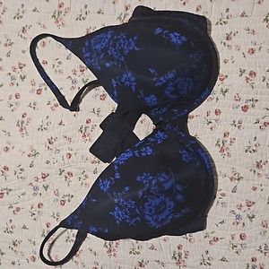 Bra 38DD
